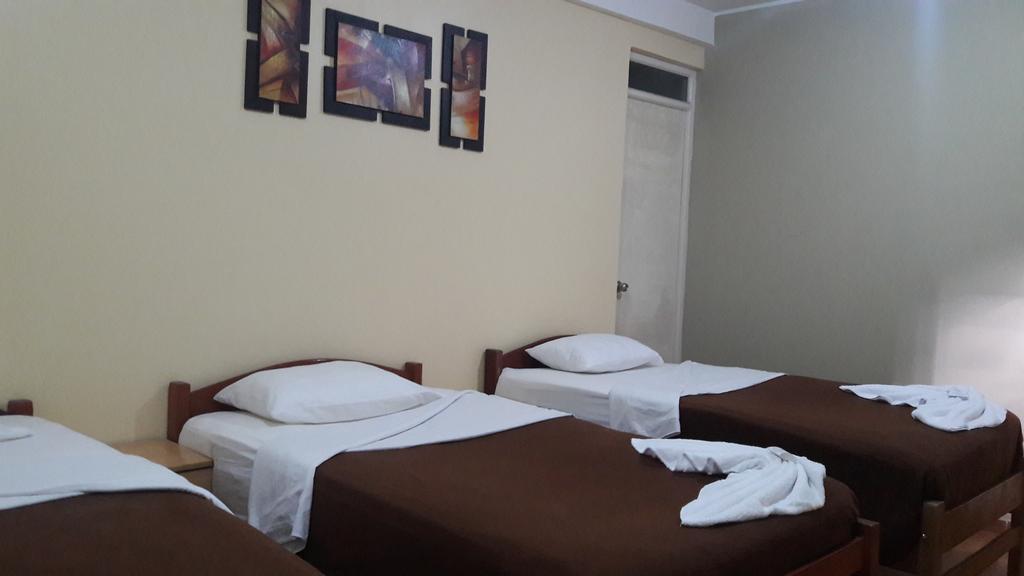 Boton De Oro Hotel Tambopata Kültér fotó